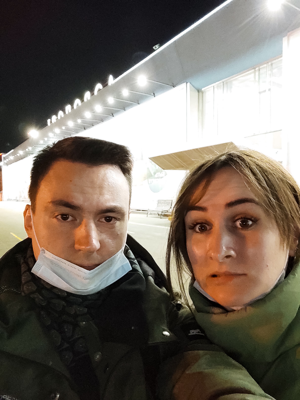 Аэропорт посадка на самолёт Мы с Юлей в аэропорту Ижевска