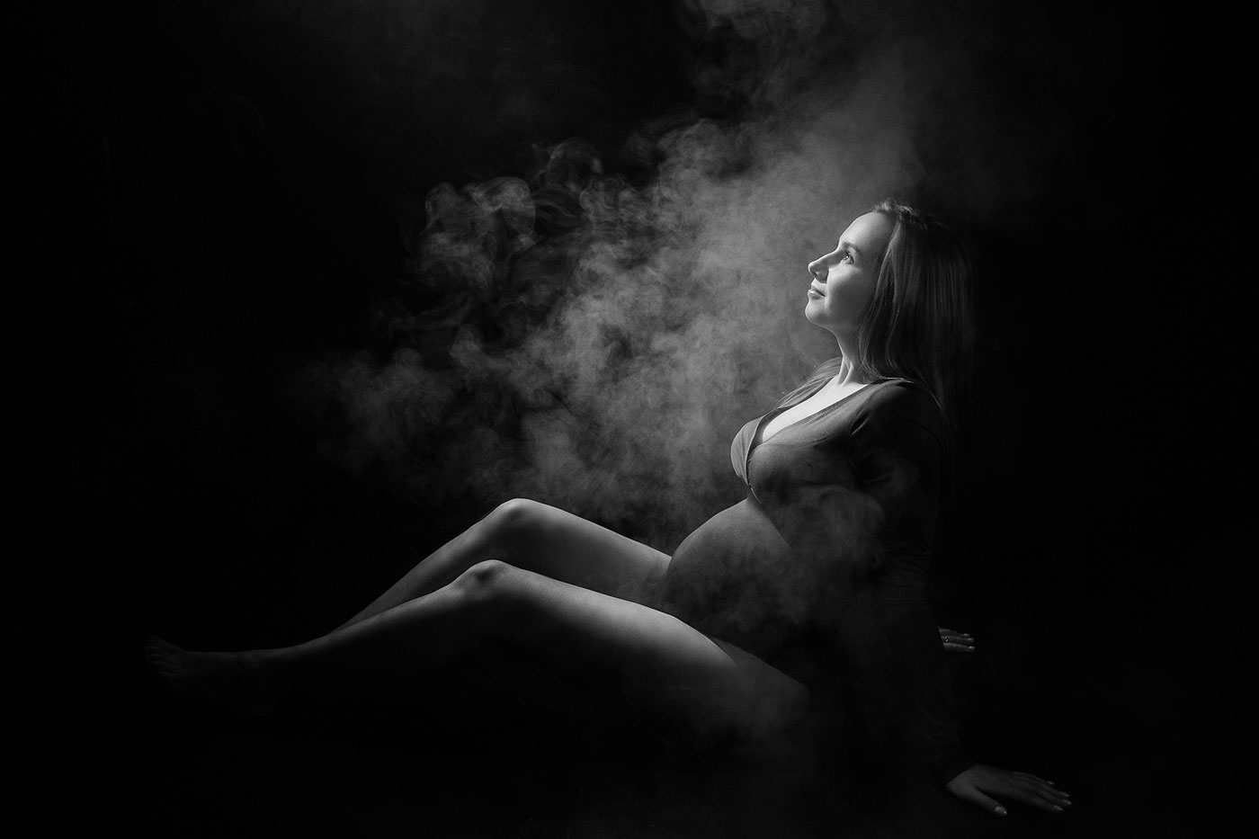 photo_077 Стильная беременная фотосессия с дымом Юрий Князев