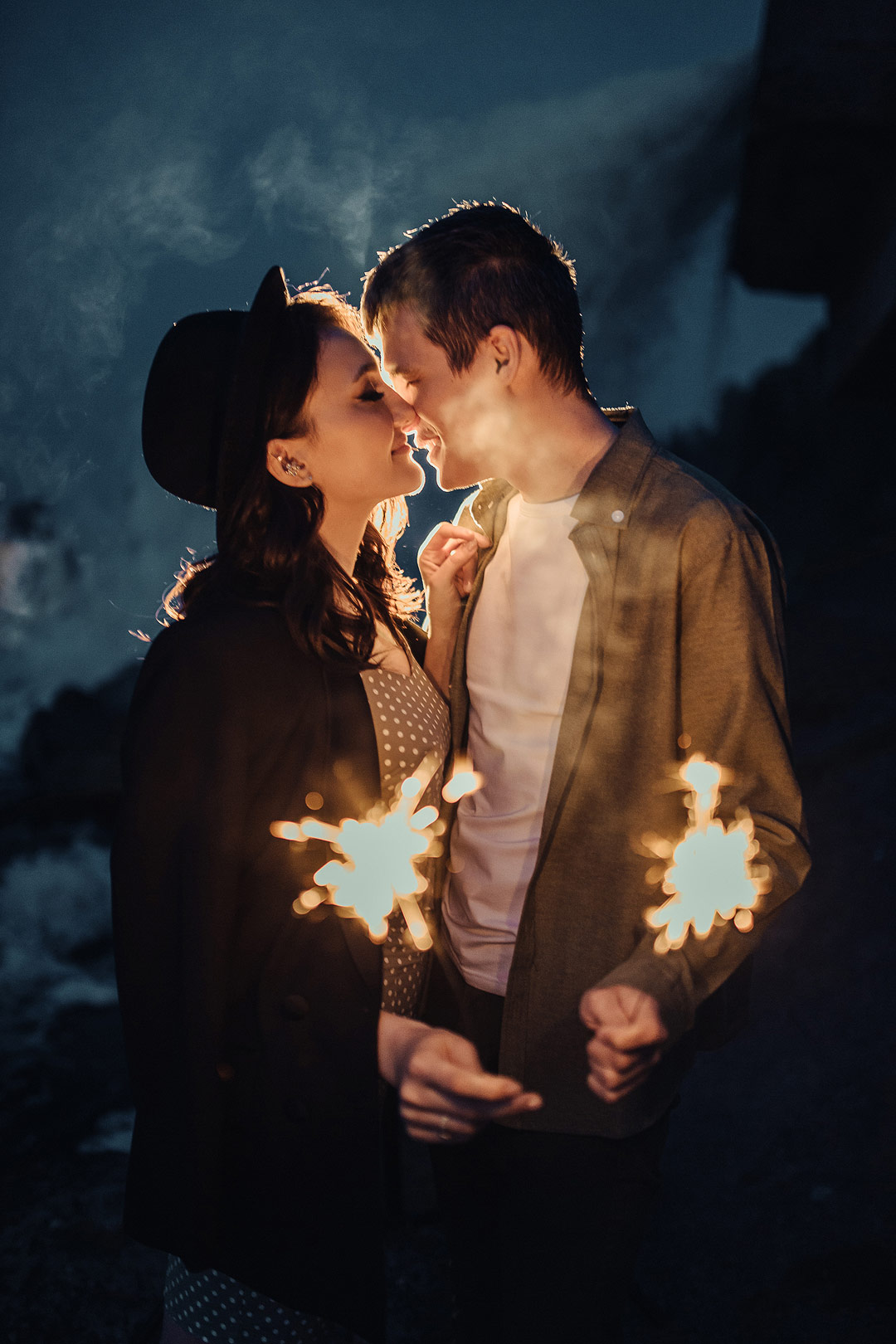 Рома и Настя LoveStory вечером на Каме